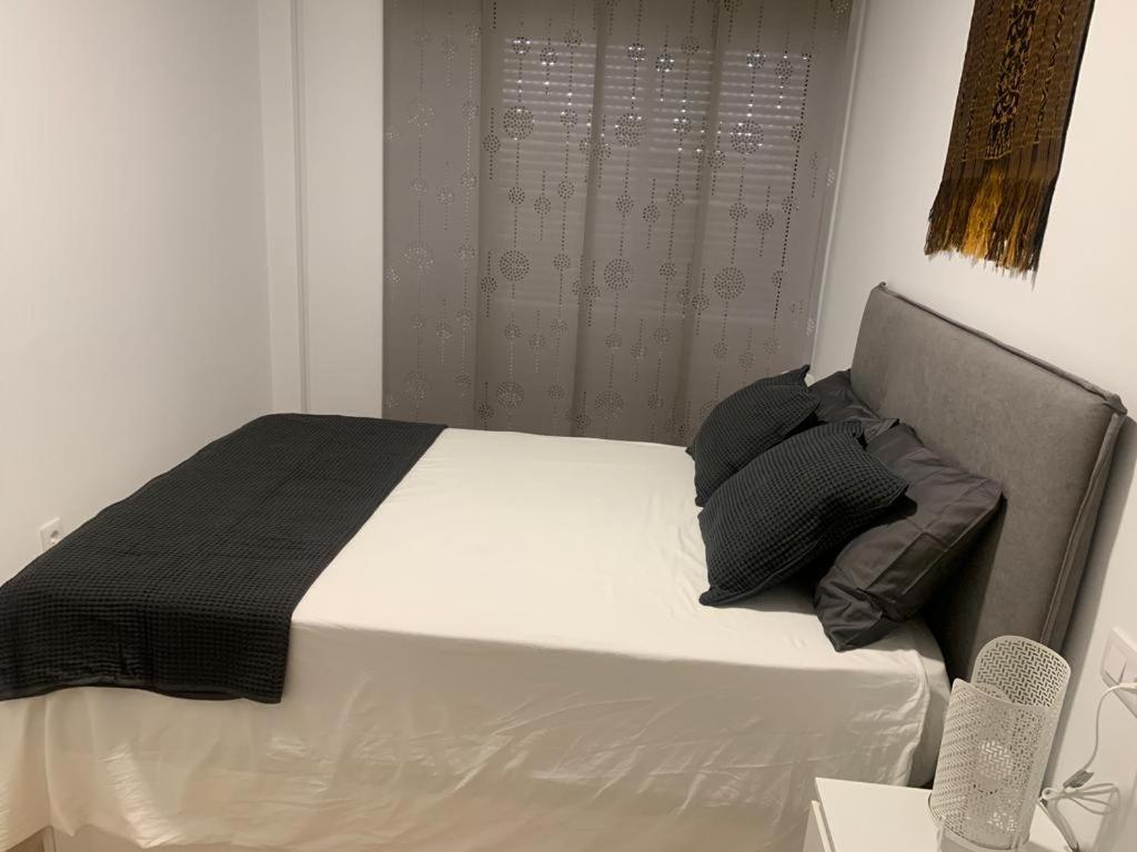 Fantastico Piso Con Piscina Y Balcon En Apartment