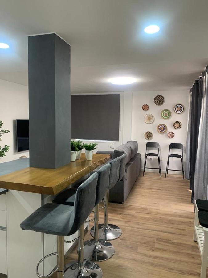 Apartment Fantastico Piso Con Piscina Y Balcon En *