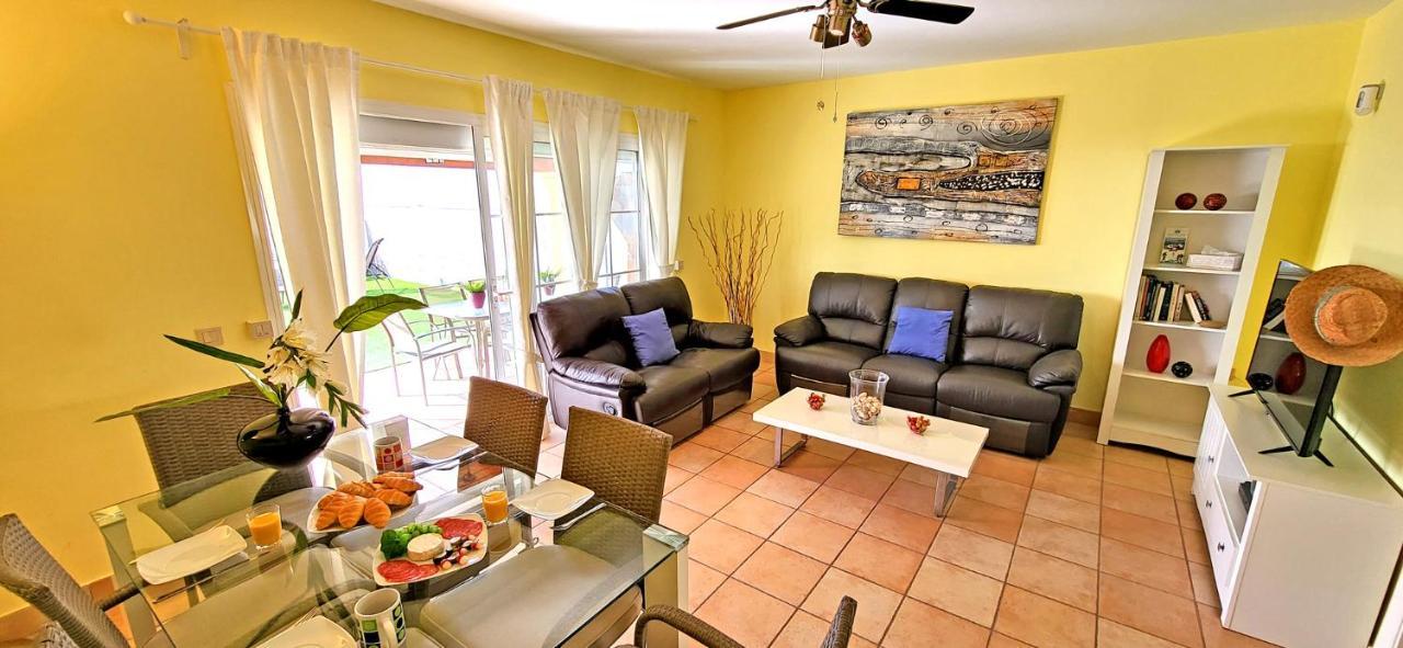 Caleta Sueno Apartment *