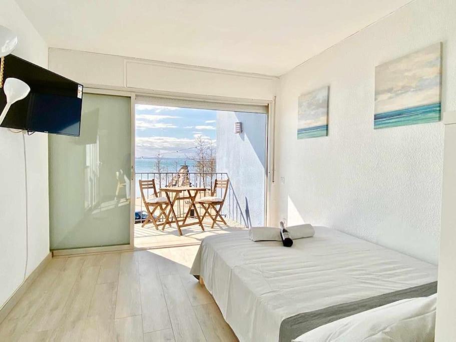 Apartment Estudio Frente Al Mar En Con Terraza