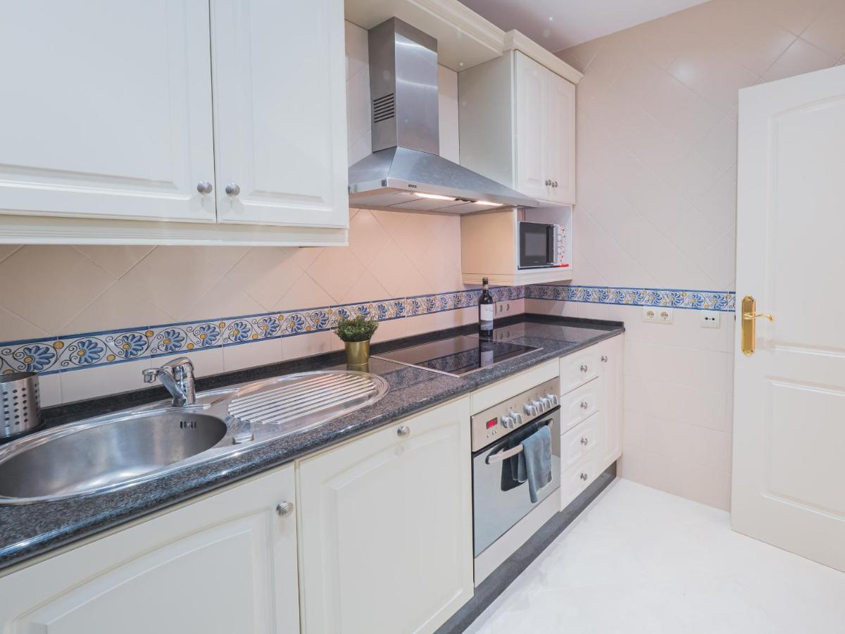 Cubo's & Parking Jardines De Don Carlos Apartment *