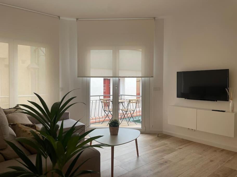 Nuevo Centrico Frente Al Mar En Palamos