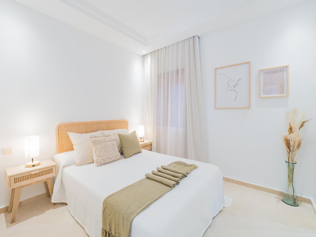 Cubo's & Parking Jardines De Don Carlos Apartment *
