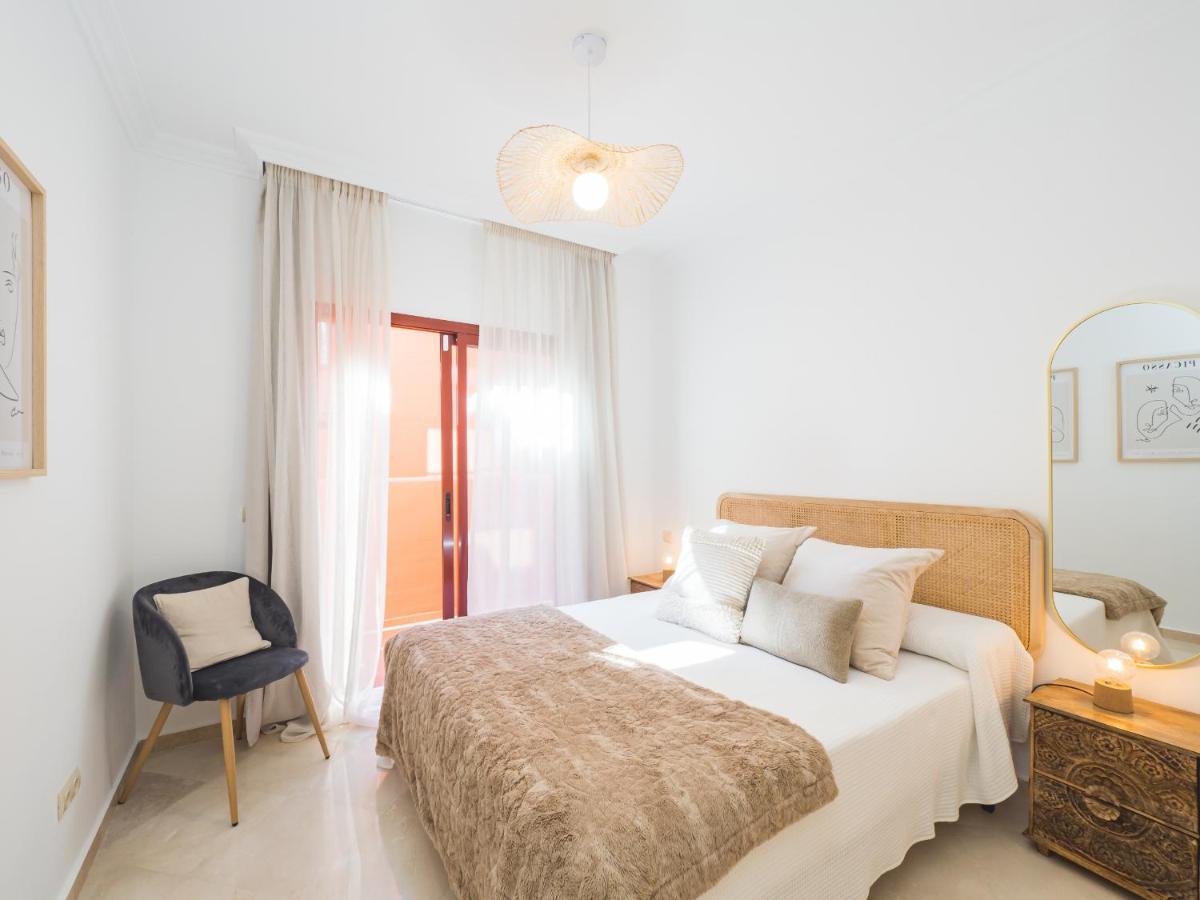 Cubo's & Parking Jardines De Don Carlos Apartment Marbella