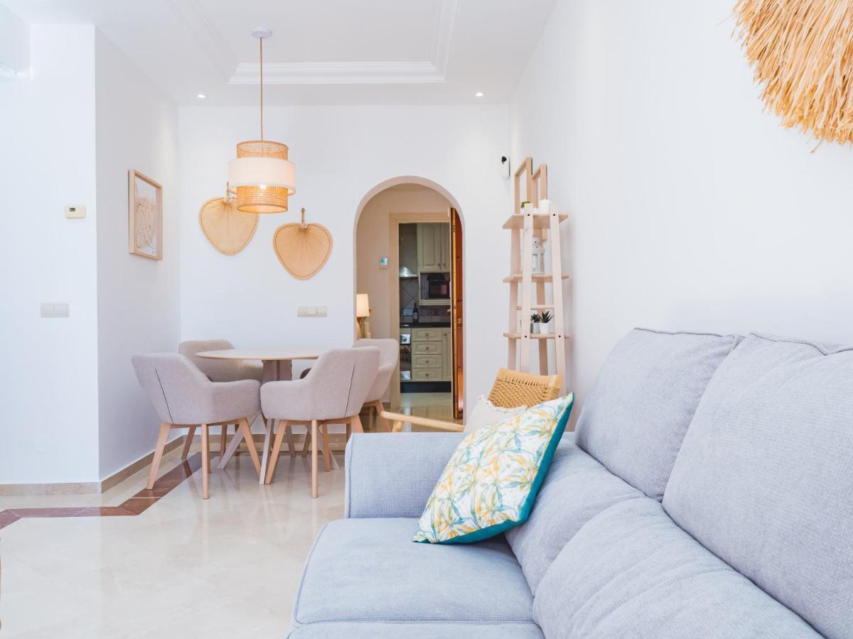 Apartment Cubo's & Parking Jardines De Don Carlos Marbella