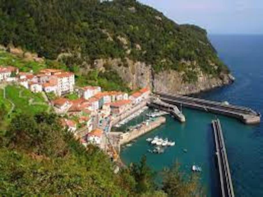 Edificio Con Vistas En Elantxobe + Wifi Сasa de vacaciones Elanchove
