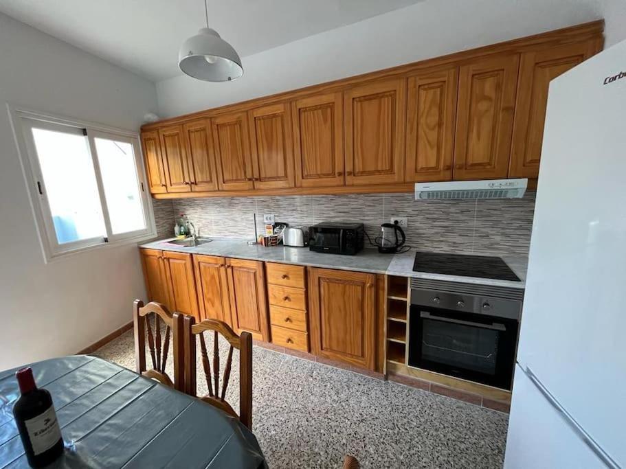 Casa Unifamiliar. Gran Terraza. Vistas. Tele Working Holiday home *