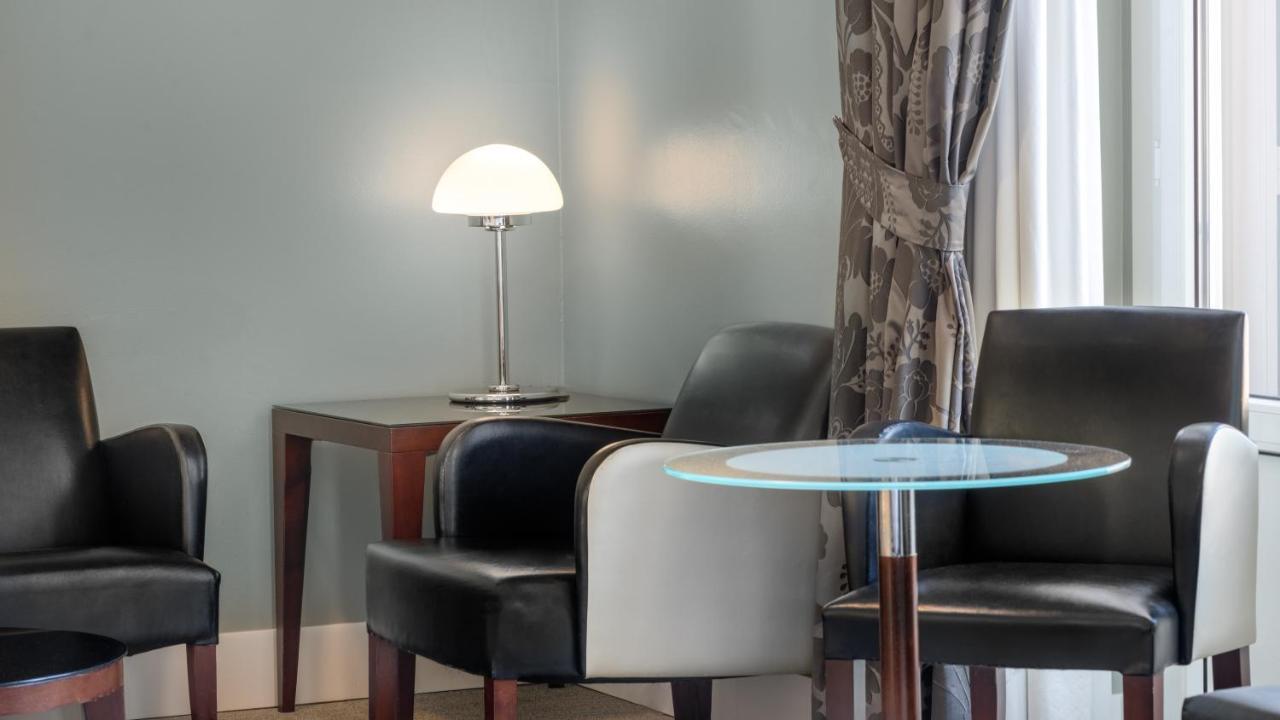 Mate Larios Hotel 4*