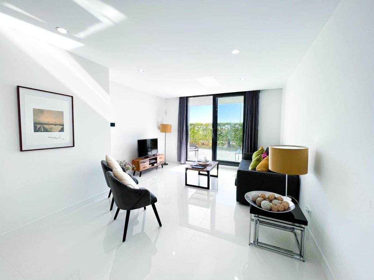 Apartment In Manilva, Just A Few Steps From The *