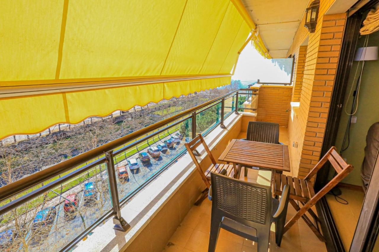 Paradis Atico - Only Families Apartamento