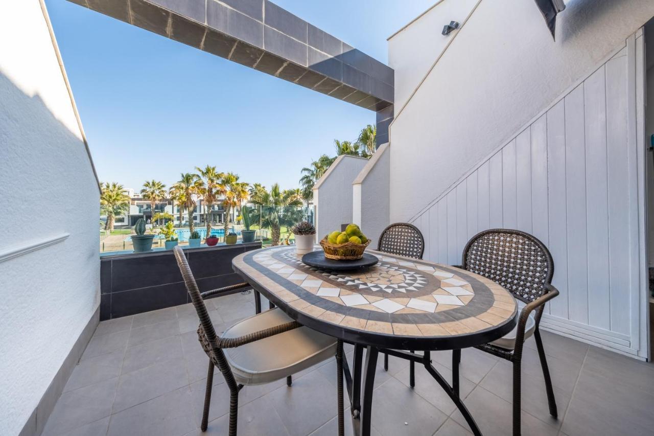 Oasis 3 *