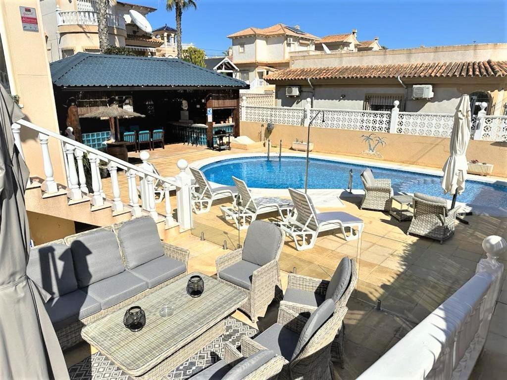 2 Apts In Sun And Happiness Villa