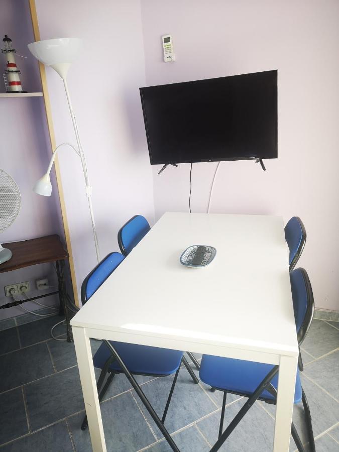 Coqueto Estudio Frente Al Mar. Apartment *
