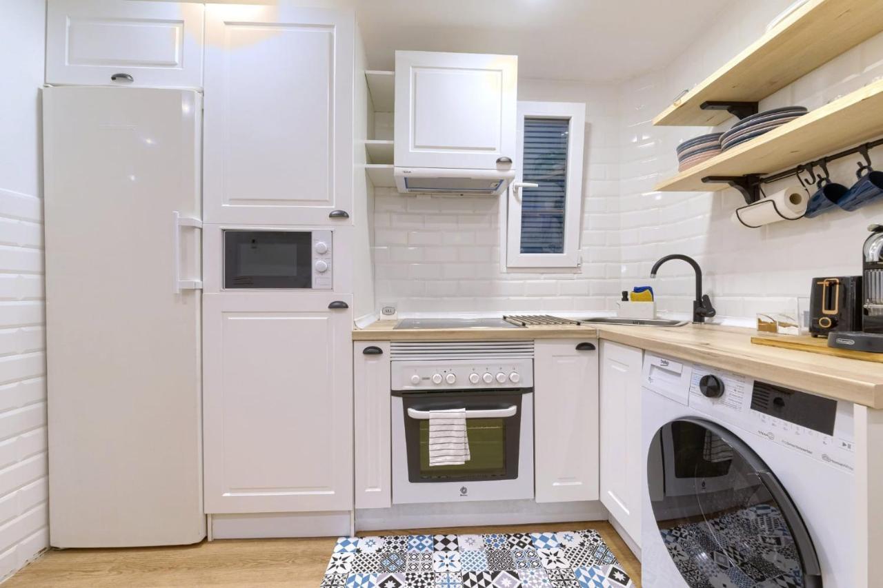Roomscapital Apartment