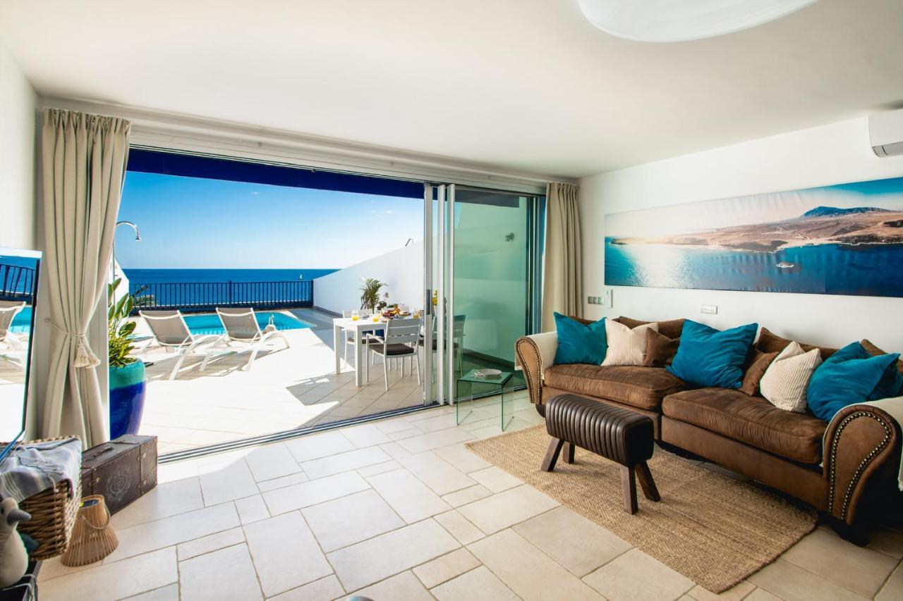 Villa Frontline 25, Modern Coastal Design With Amazing Views *