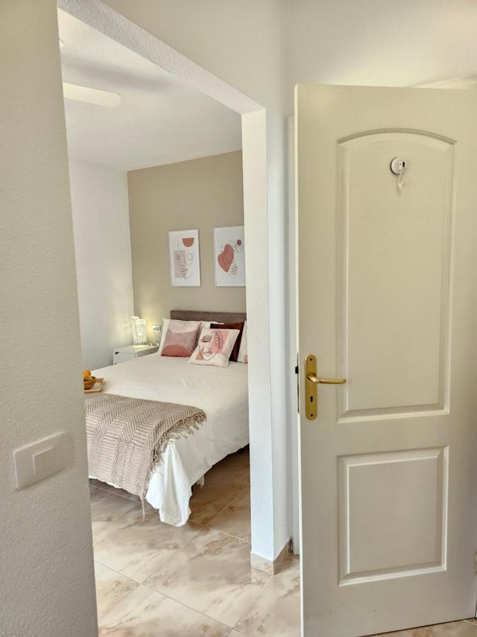 Apartment New Beautiful Sea View With Aircon, Costa Adeje