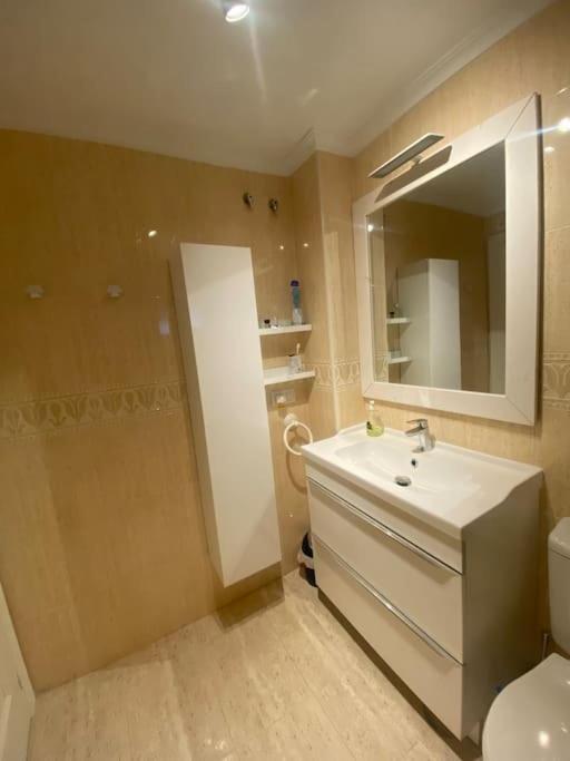 Apartamento Veramar5, Acceso Directo A La Playa!! *