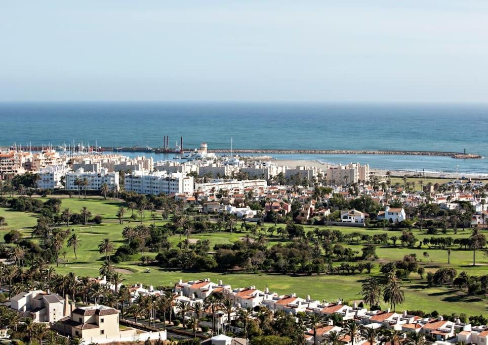 Porto Fino - De Luxe, Vue Almerimar