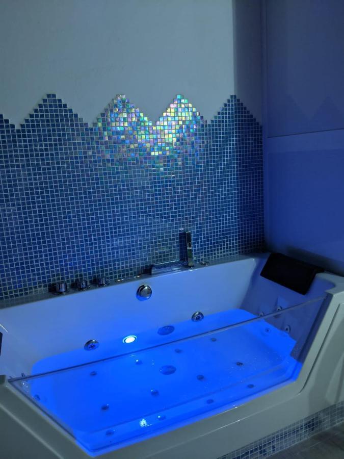 Apartamento Jacuzzi Suite, Sueno De Pakito