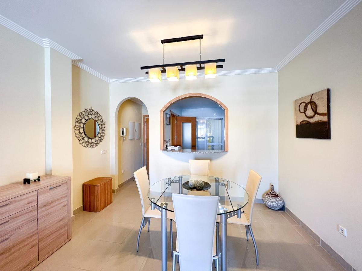 Acogedor De 2 A Solo 150 M De La Playa Sabinillas, Manilva Apartamento San Luis de Sabinillas