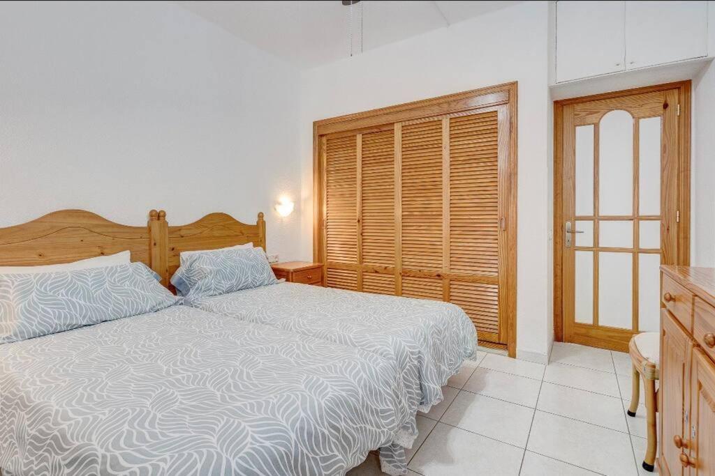 Altamira Beachfront Apartment, Costa Adeje * Costa Adeje (Tenerife)
