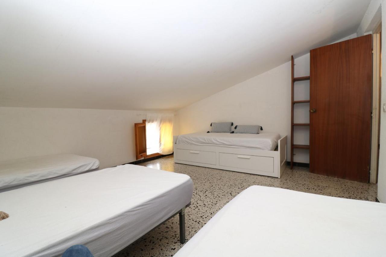 Peni 168a - Belle Maison Avec Piscine Holiday home