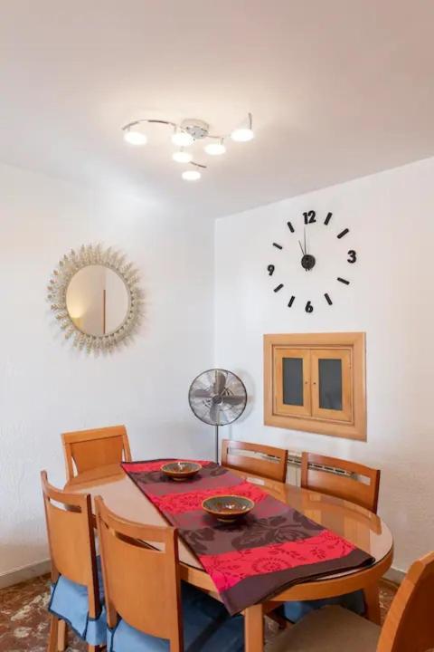 Apartment Sea Front Apart. 2 Pools / 1ª Linea. 2 Piscinas
