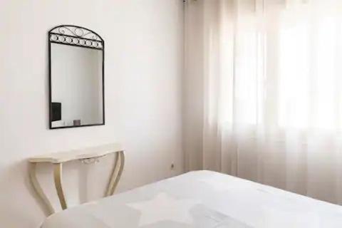 Sea Front Apart. 2 Pools / 1ª Linea. 2 Piscinas Apartment *