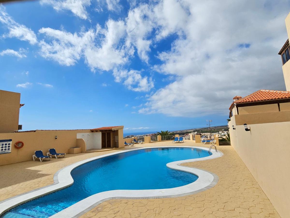New Beautiful Sea View With Aircon, Costa Adeje Apartment
