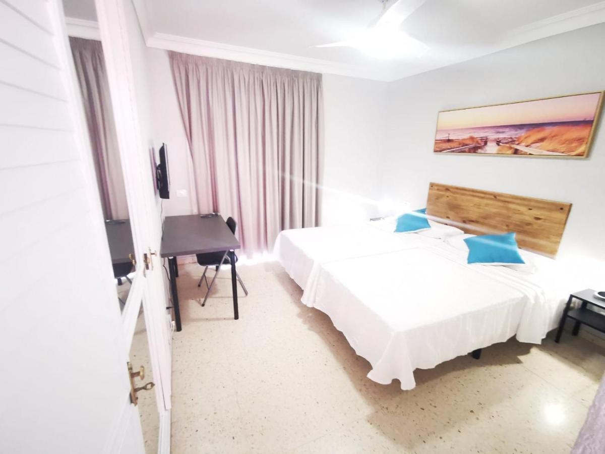 Hotel Oyo Don Cándido *