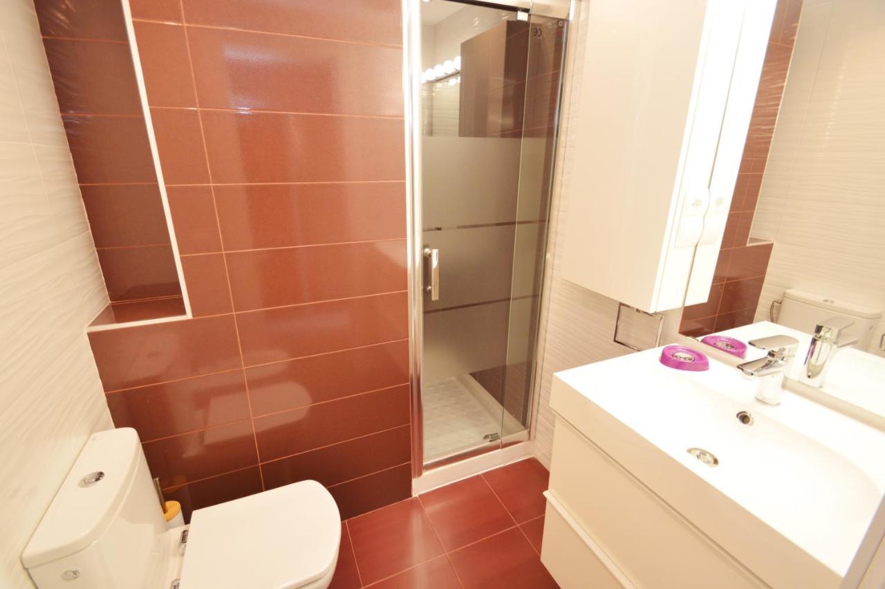 Fuengirola, Primera Linea De Playa Apartment