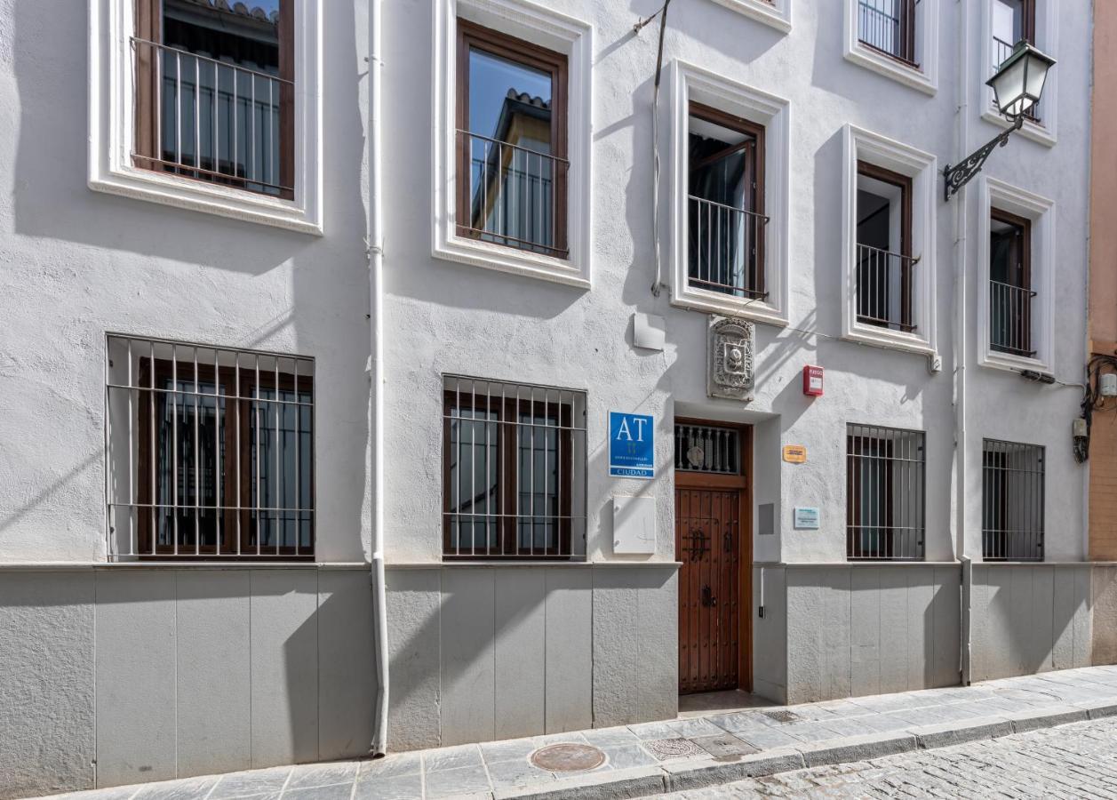 Apartment Realejo Centro 3000 *
