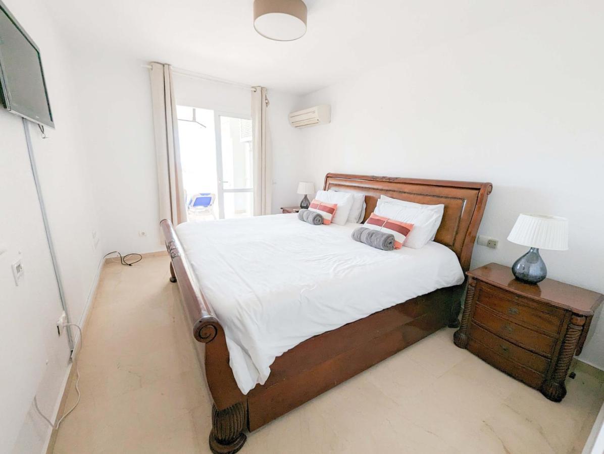 Apartamento Fantastic Views, Large With 3 Pools, Minutes From Beach And Golf Mijas Costa Spain