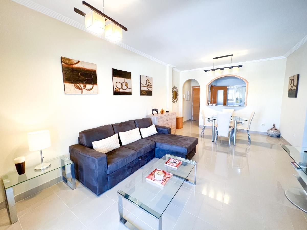 Acogedor De 2 A Solo 150 M De La Playa Sabinillas, Manilva Apartamento