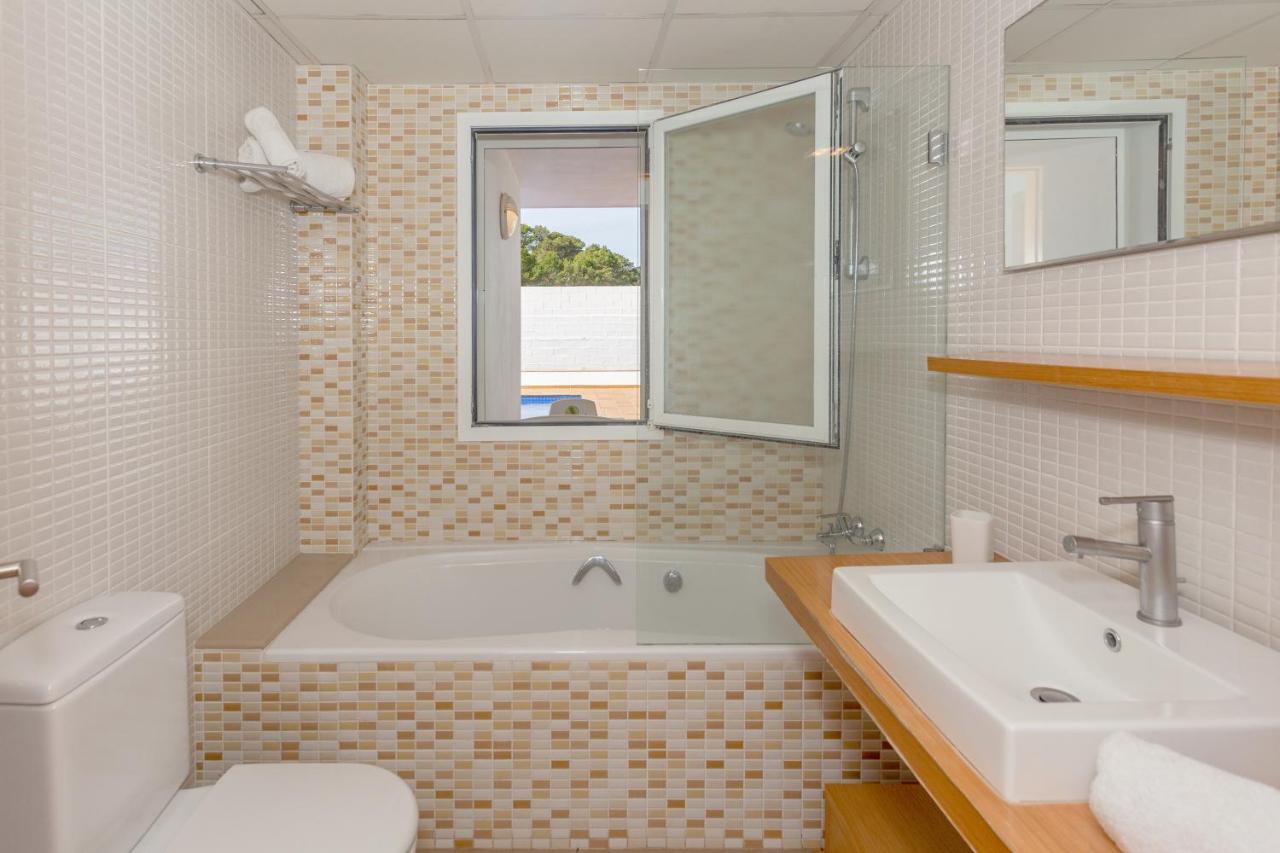 Jamaica Villa Fornells (Menorca)