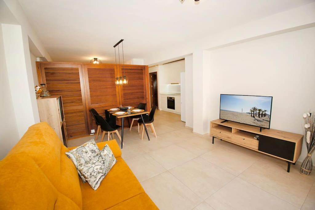 Apartamento Con Encanto En La Playa Del Arenal De Jávea