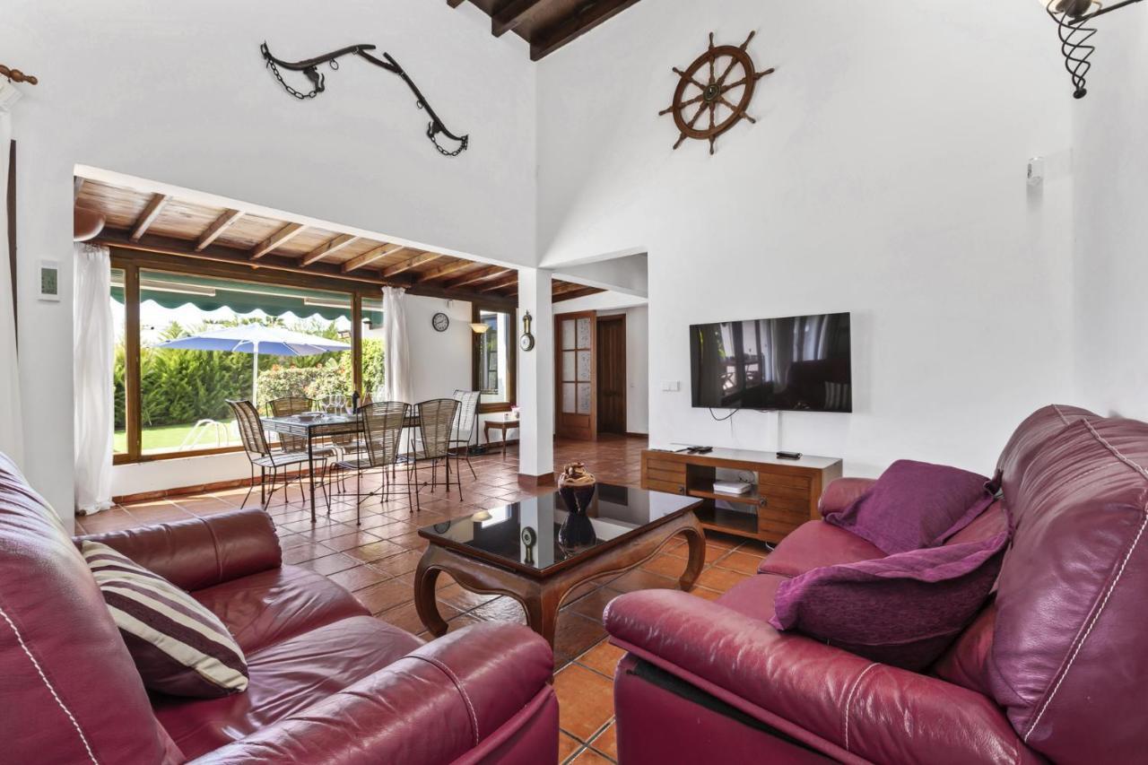 Villa Josephine Tias