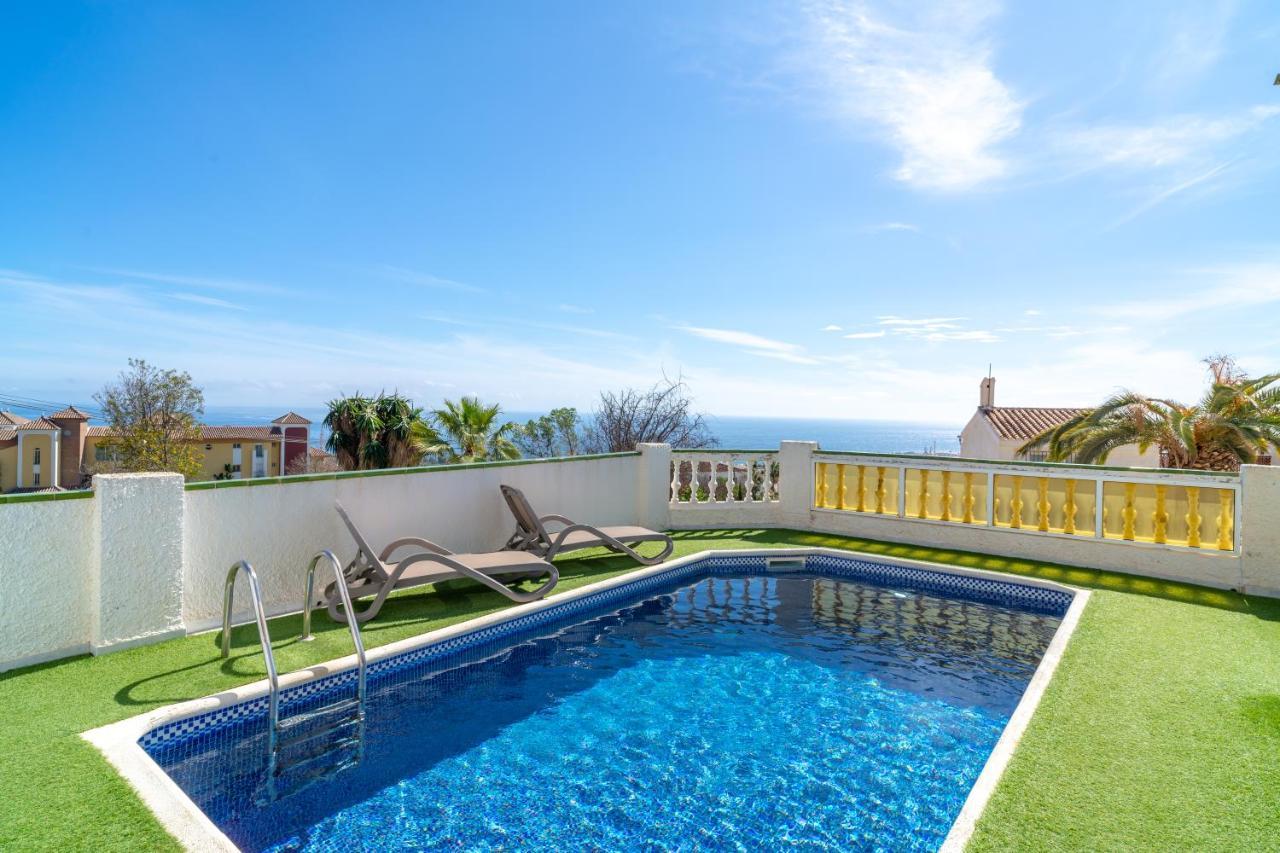 Kenny Private Pool Casasol