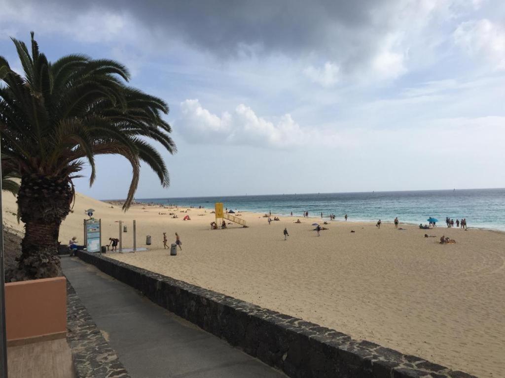 Canary Getaway *
