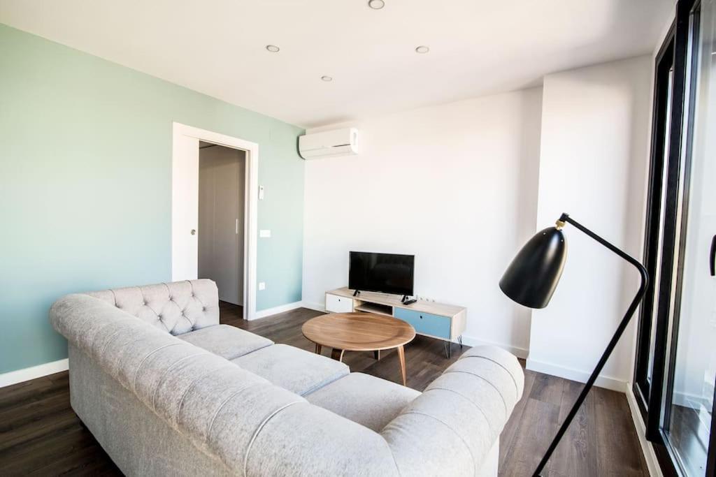 3-2 Apartamento De Diseno En El Centro De Apartment