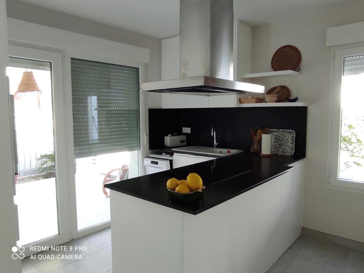 Casita Moderna A Escasos Metros De Playa Terranova Oliva