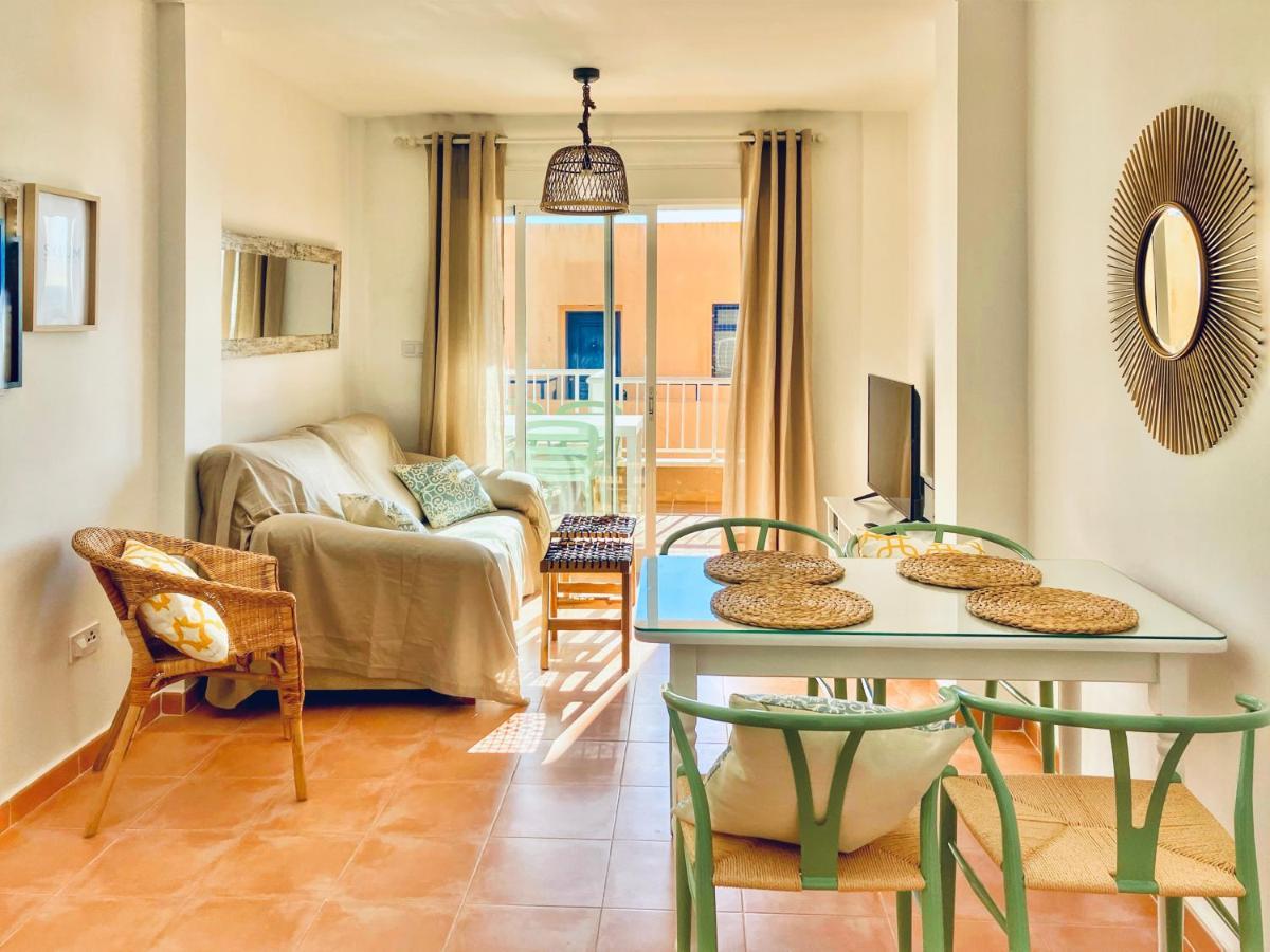 Apartamento Con Vistas Al Mar En Marina De La Torre En Playa Apartment *