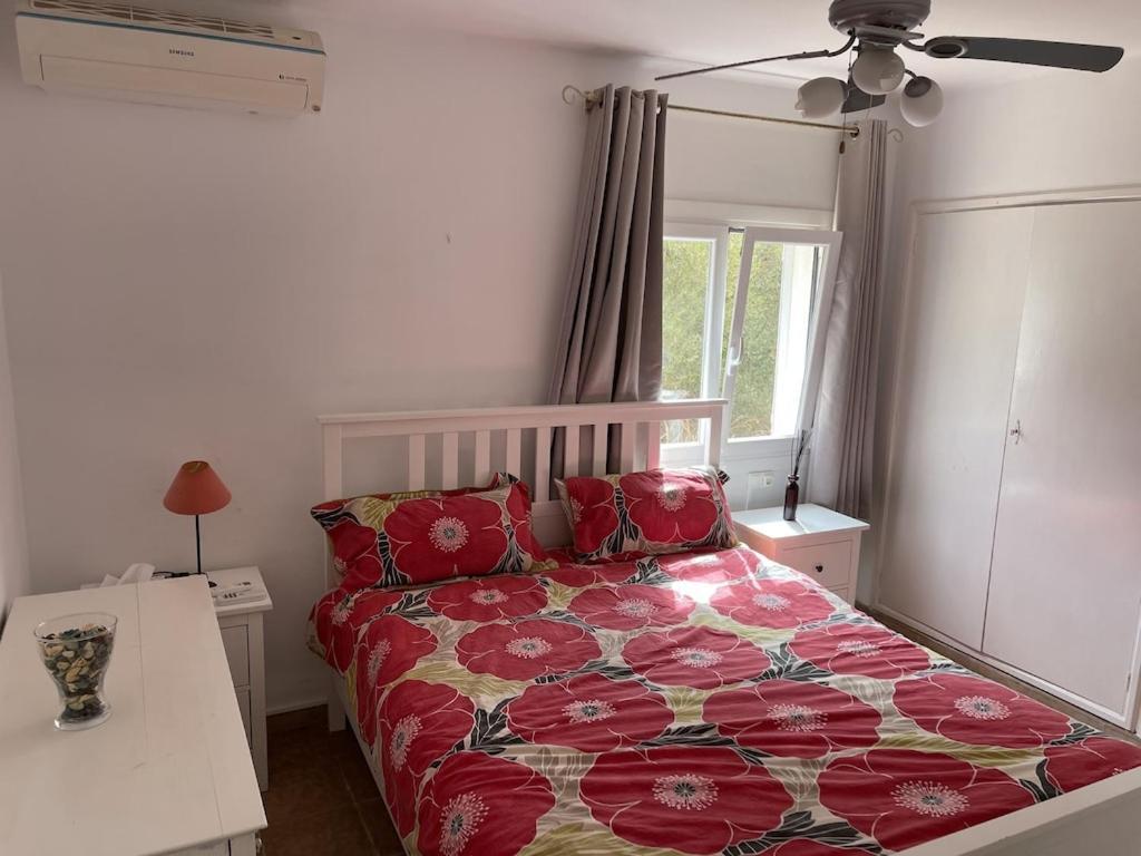 Сasa de vacaciones Port D'andratx Beautiful House, Swimming Pool & Jacuzzi 10-22 People *