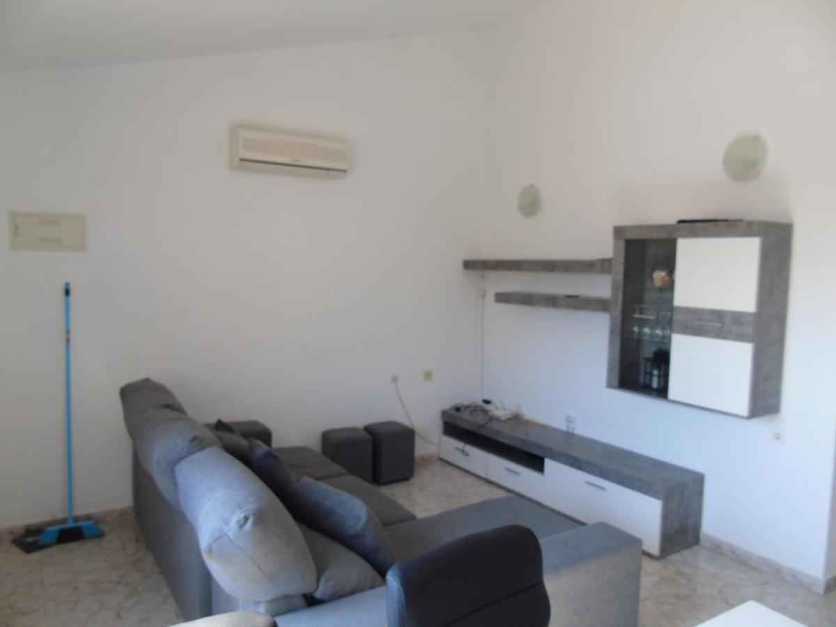 2 Bed Villamartin With Communal Pool * San Miguel De Salinas
