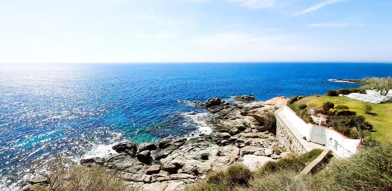 Meda Chica Canyelles, Costa Brava * Rosas
