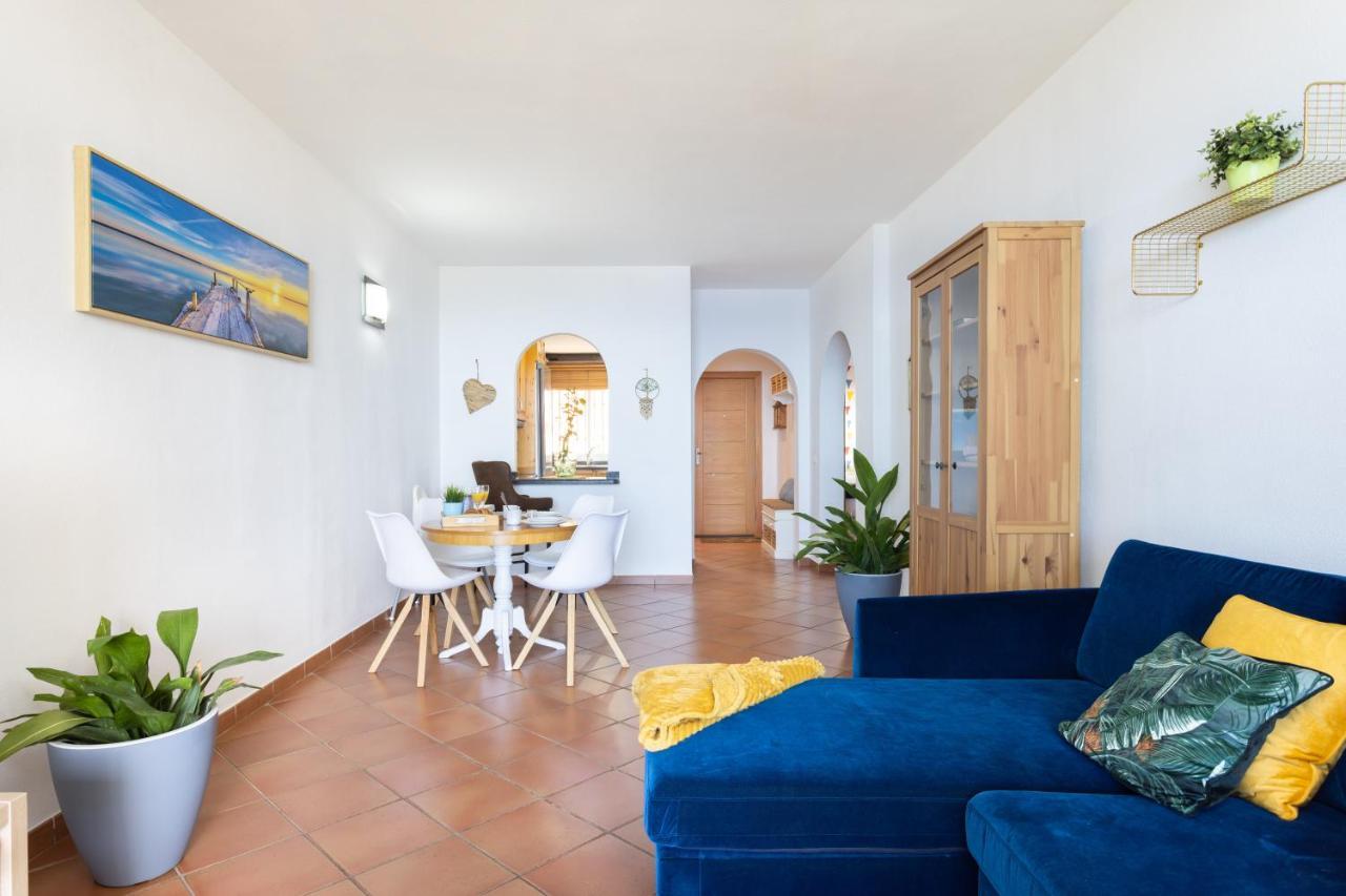 Home2book Stunning Sea View Apartment