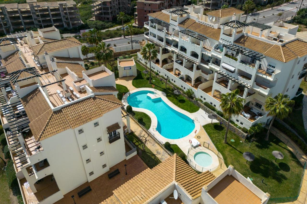 18 Balcony Pool View Close To Duquesa Golf And Manilva Andalusia Apartment