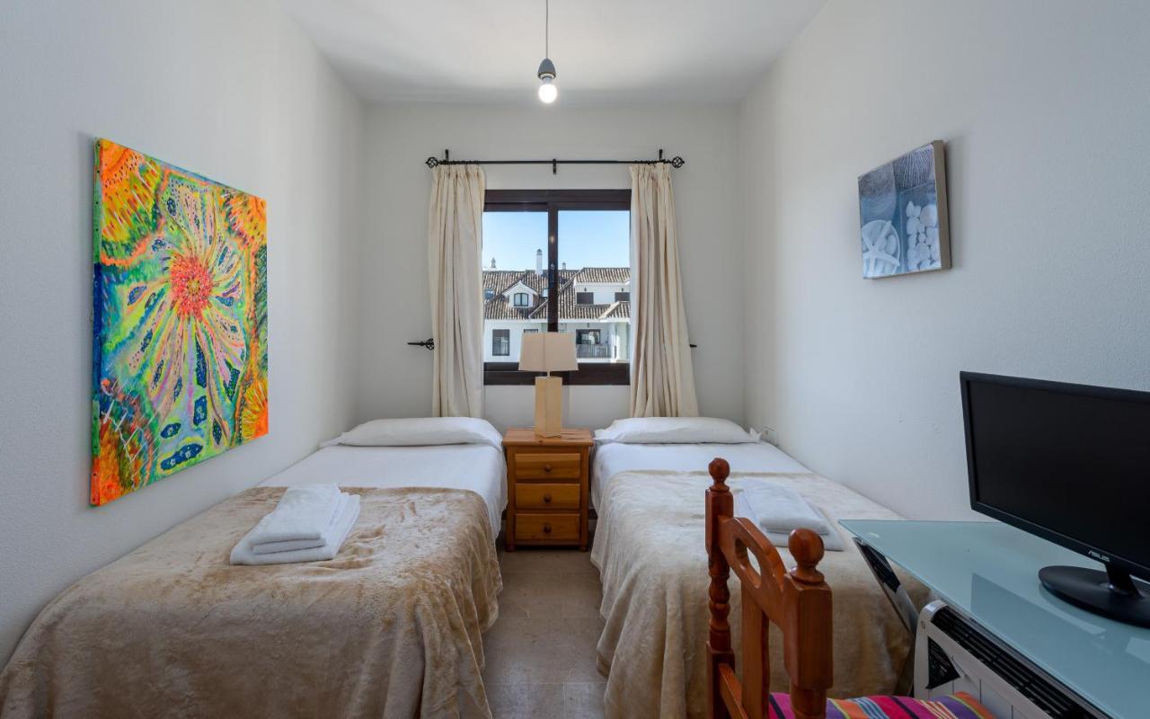 Marina Duquesa 2411 Penthouse Apartment Manilva