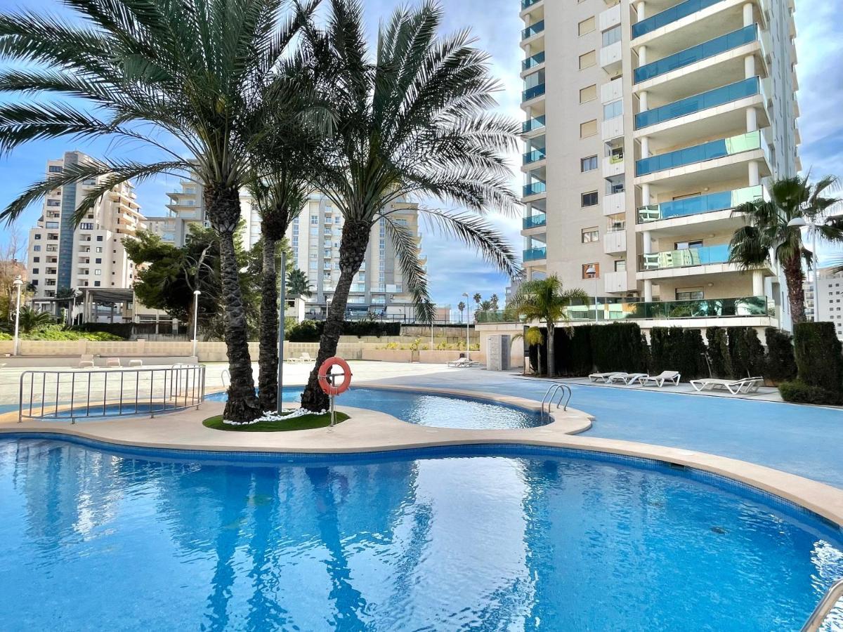 2 Bedrooms In Larimar Apartment *