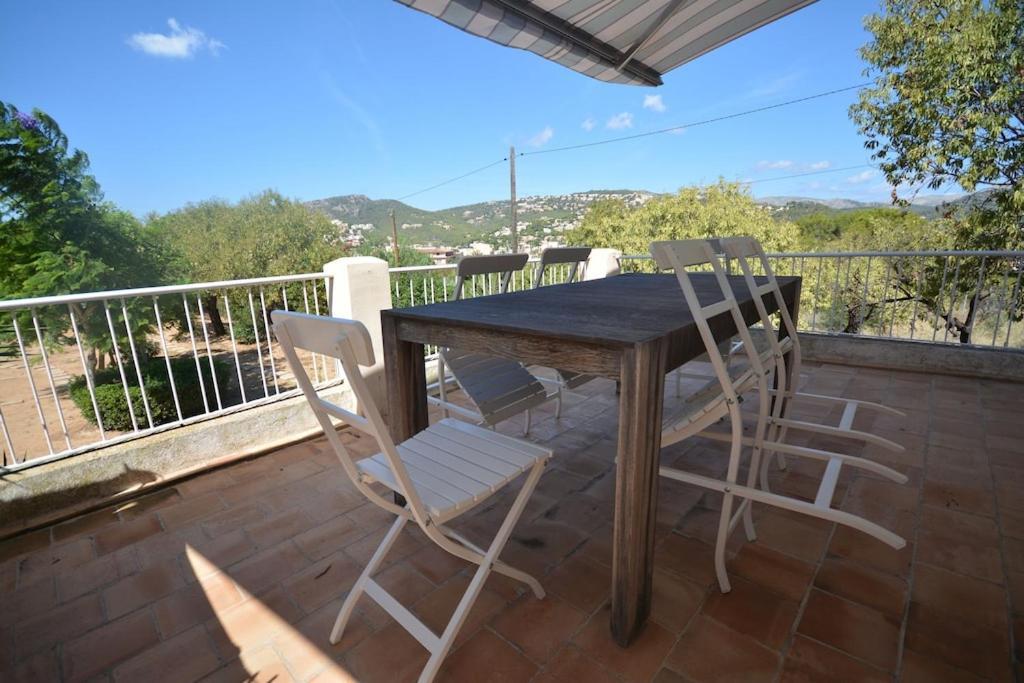 Сasa de vacaciones Port D'andratx Beautiful House, Swimming Pool & Jacuzzi 10-22 People